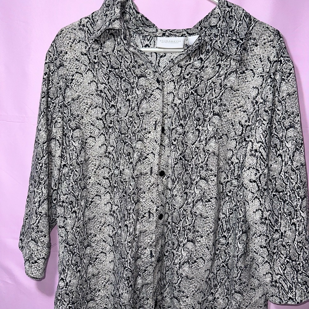 Liz Claiborne Black and White Blouse